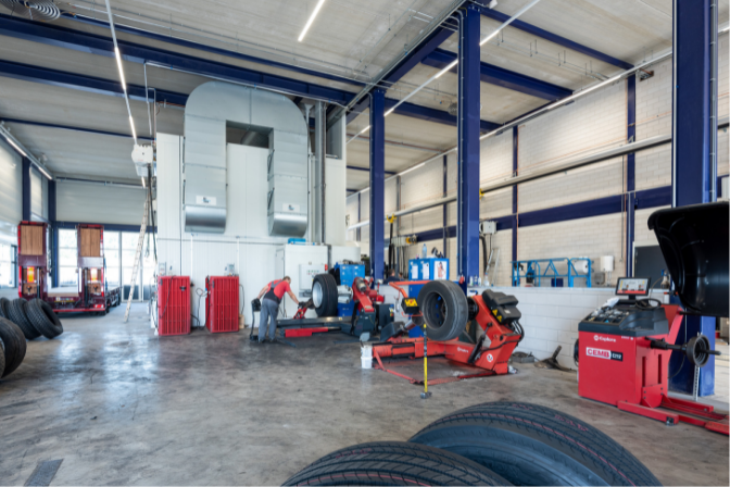 BAS Tyres garage voor wielen en banden wissel