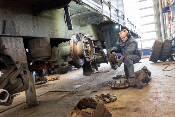 BAS Trucks / Tyres Breakdown Serice Veldhoven